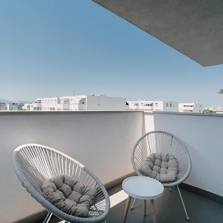 Tesla Energy Haven Appartement